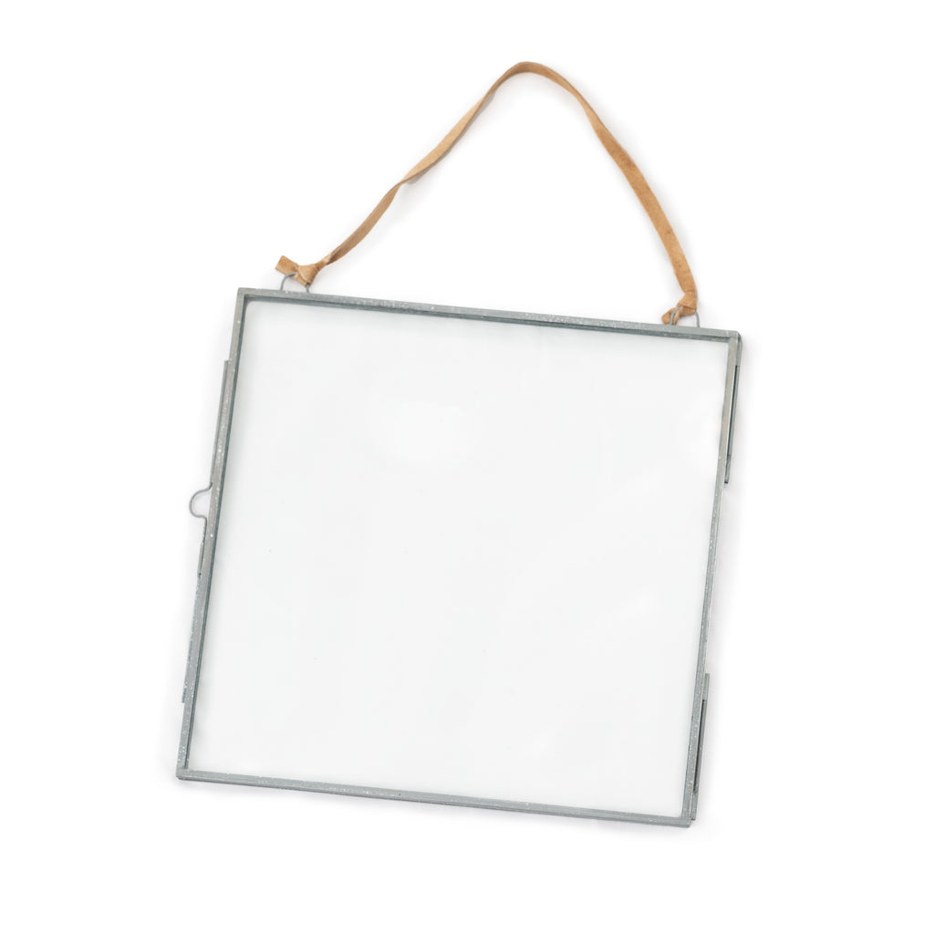 Square Hanging Metal Frames