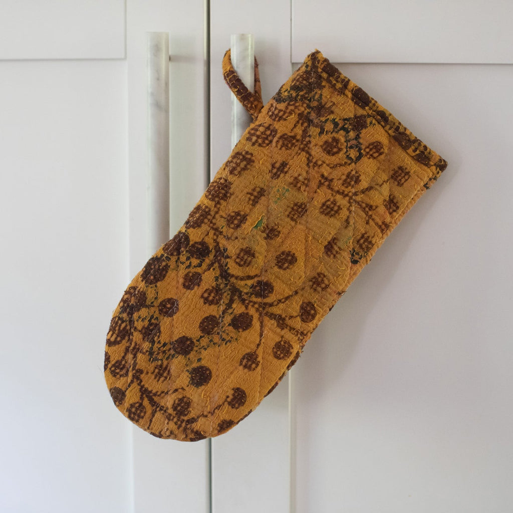 Kantha Oven Mitt