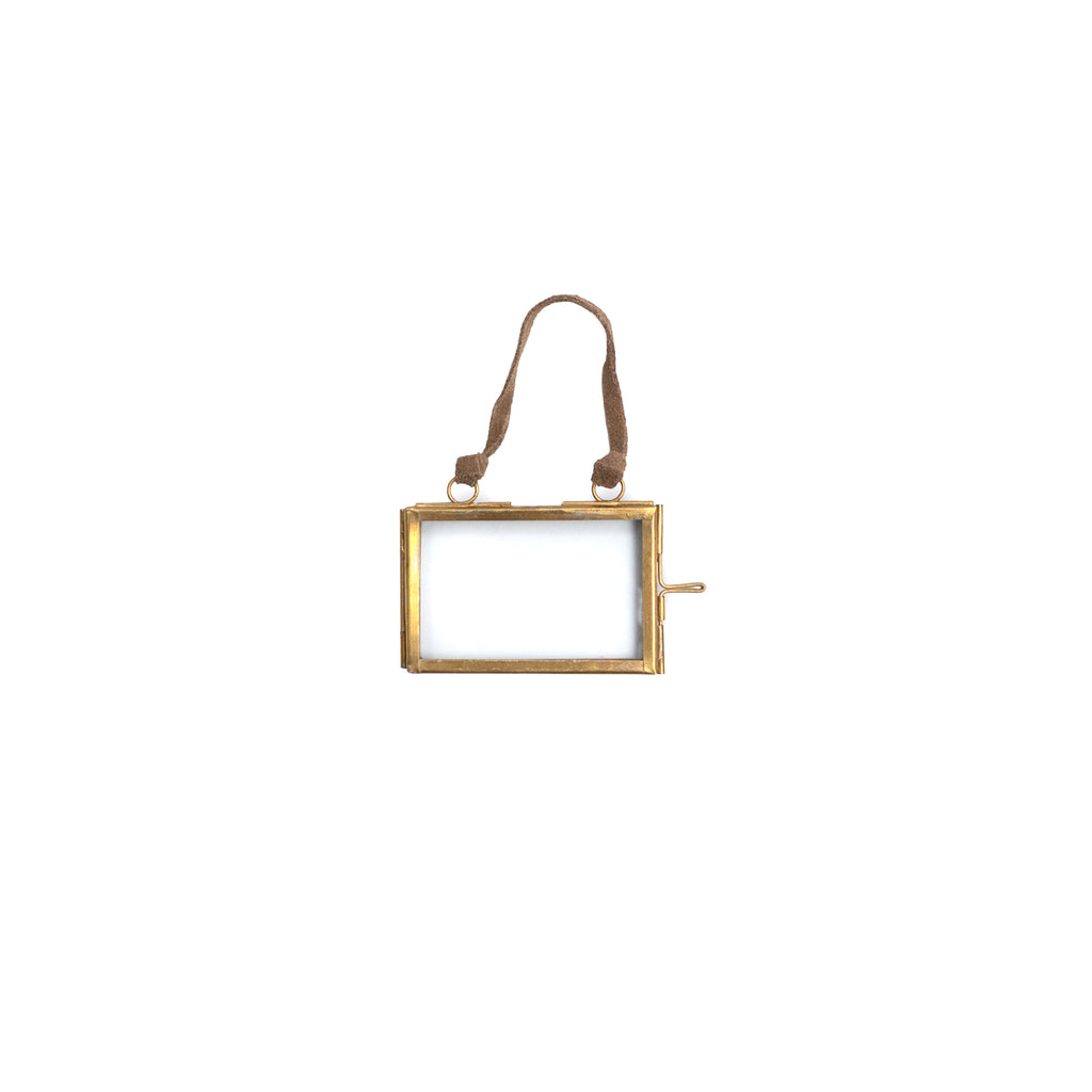 1.5" x 2.5" Hanging Frames