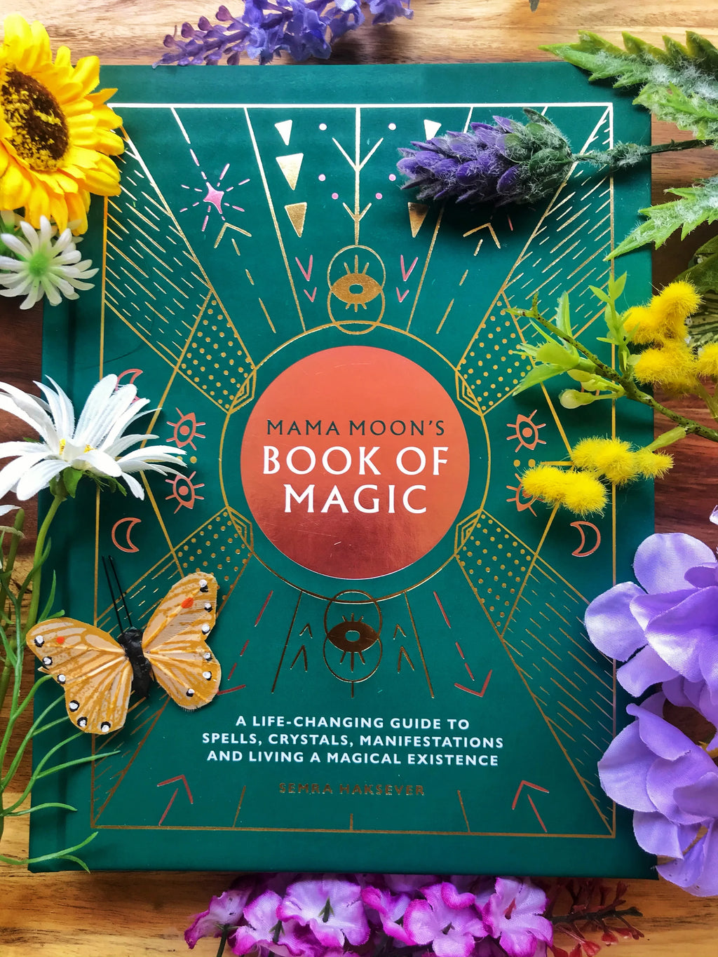 Mama Moon's Book of Magic