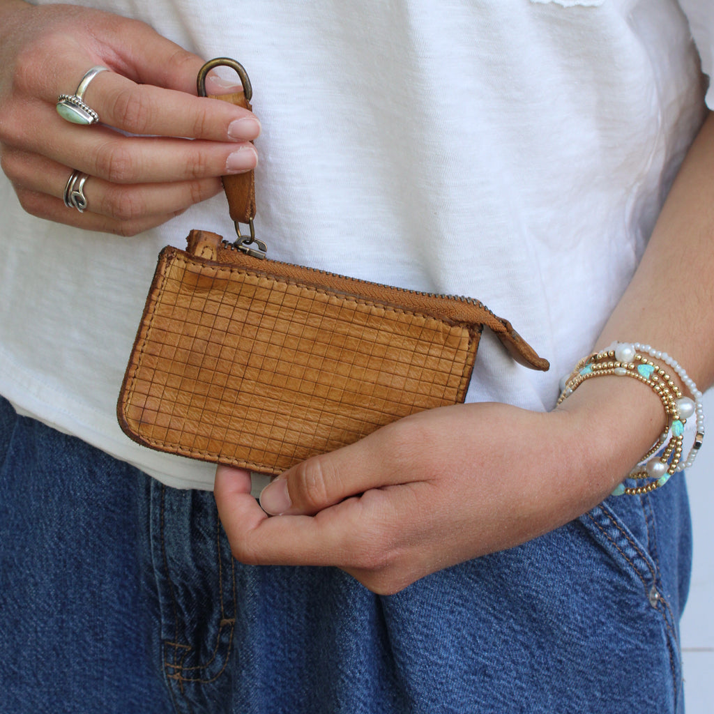 Scale Key Wallet Beige