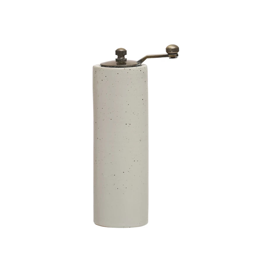 Salt & Pepper Shakers & Mills