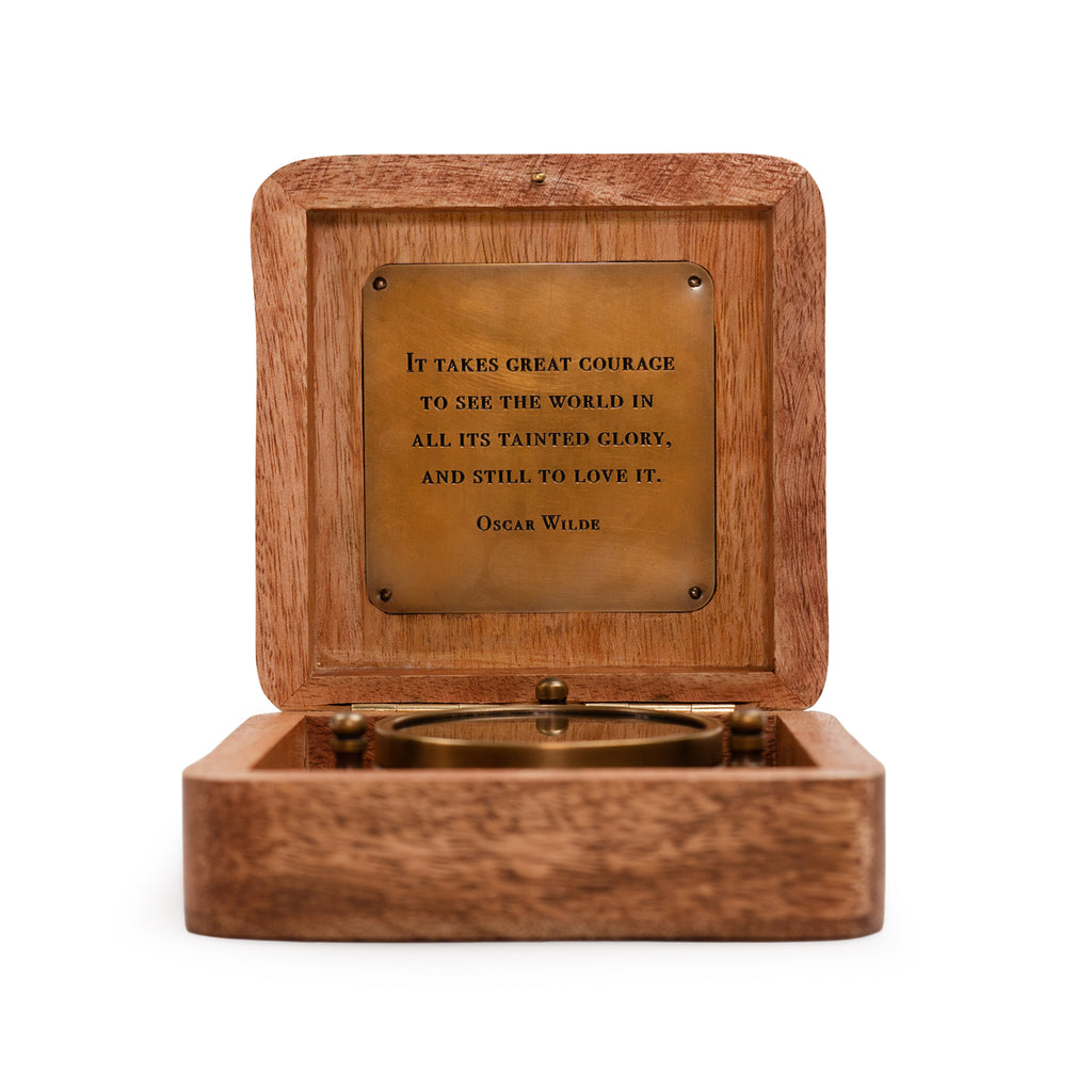 Oscar Wilde Tripod Compass in Wooden Box