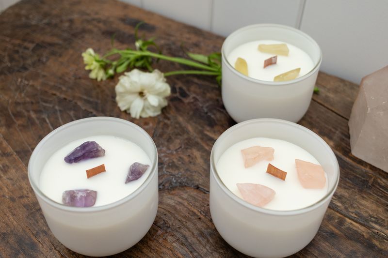 Amethyst Crystal Candle - 11oz