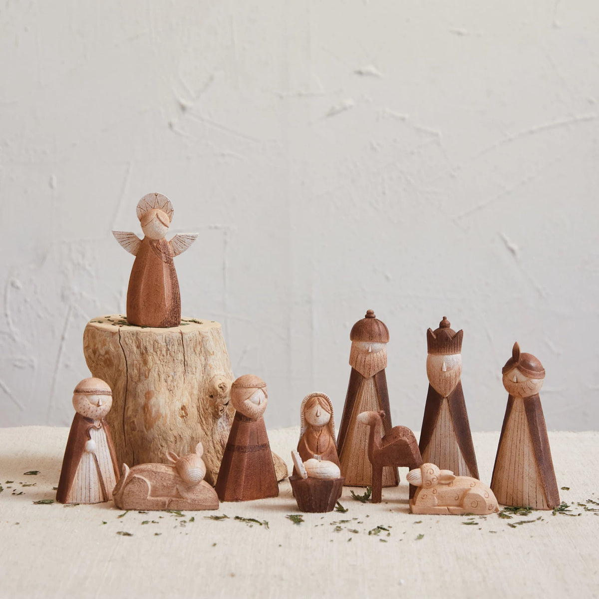 Resin Nativity - Wood Finish