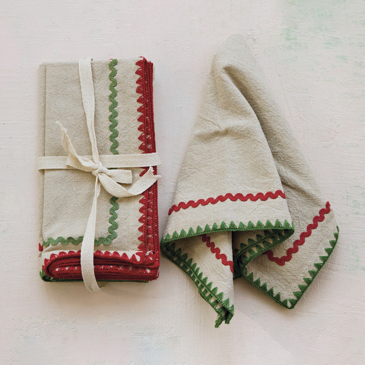 Woven Napkins with Stitched Edge & Ric Rac Trim - Set of 4